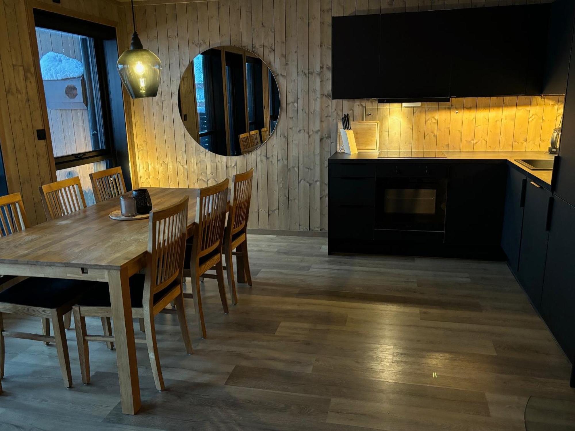 Skaidi Lodge - Modern Cabin Luxury - 6 Beds Hammerfest Exterior photo